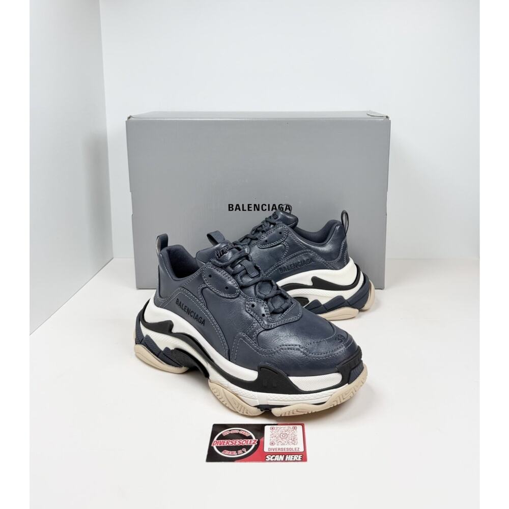 Size 39EU/6US - Balenciaga Triple S Stone Blue Sneakers💙 New/Retail $1K!